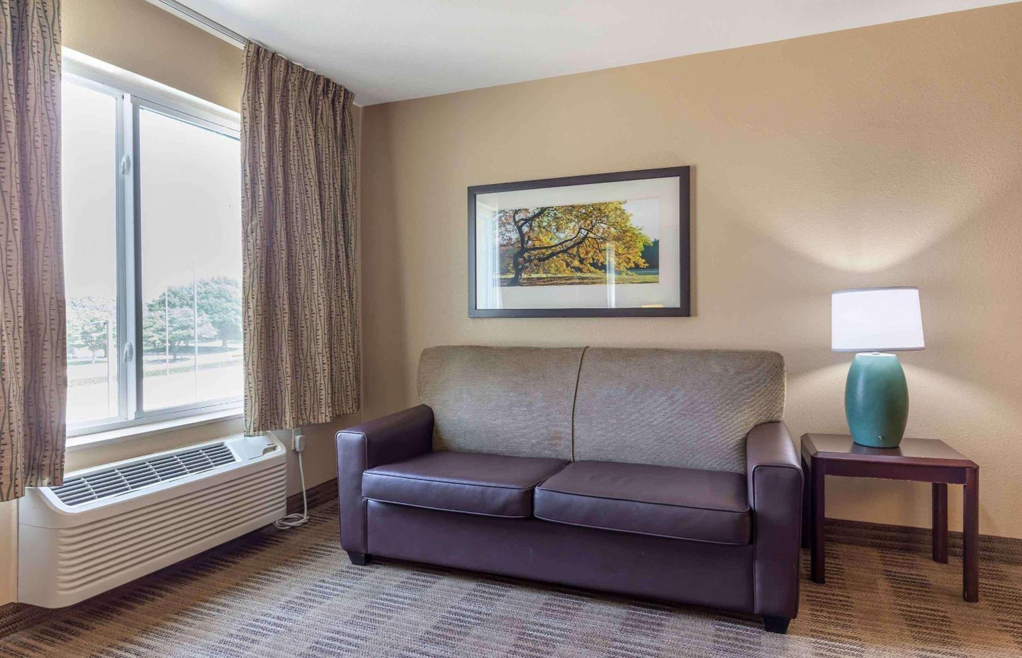 Extended Stay America Suites - Orlando - Southpark - Commodity Circle Oak Ridge Buitenkant foto