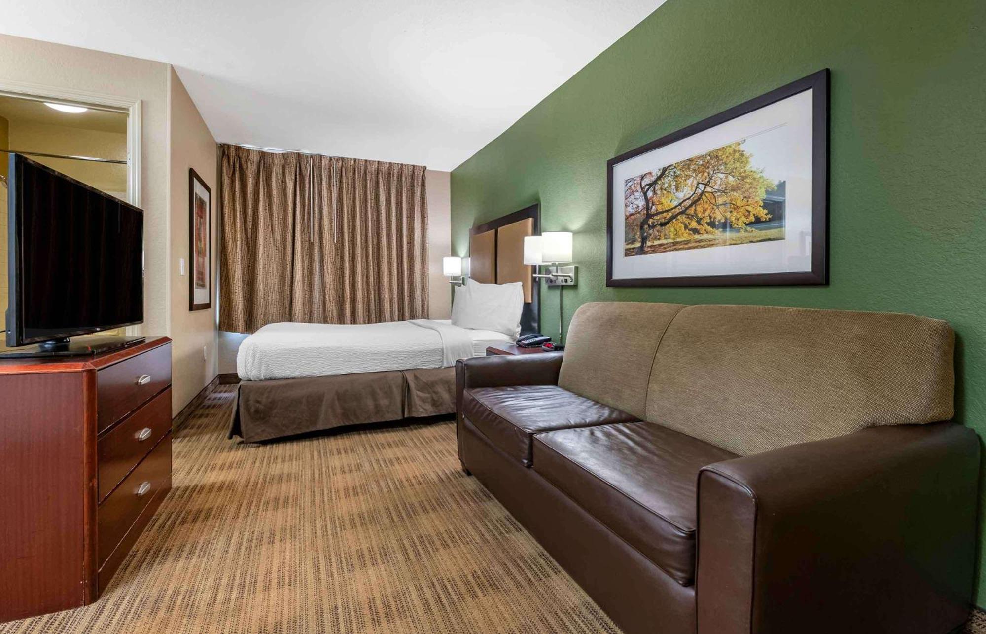 Extended Stay America Suites - Orlando - Southpark - Commodity Circle Oak Ridge Buitenkant foto